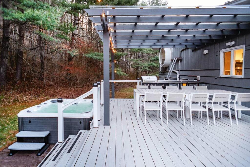Prattvilla -Catskill -Mountain Escape 5 Bedroom ,3 Bath With Hot Tub Prattsville Exteriér fotografie